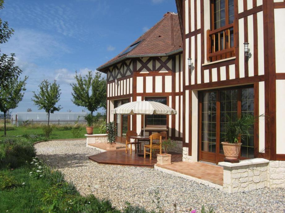 Le Mont D'Auge Bed & Breakfast Canapville  Exterior foto