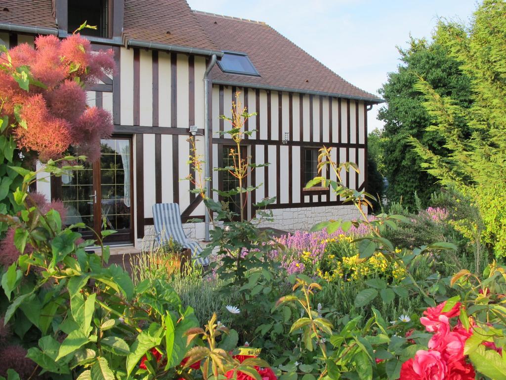 Le Mont D'Auge Bed & Breakfast Canapville  Exterior foto