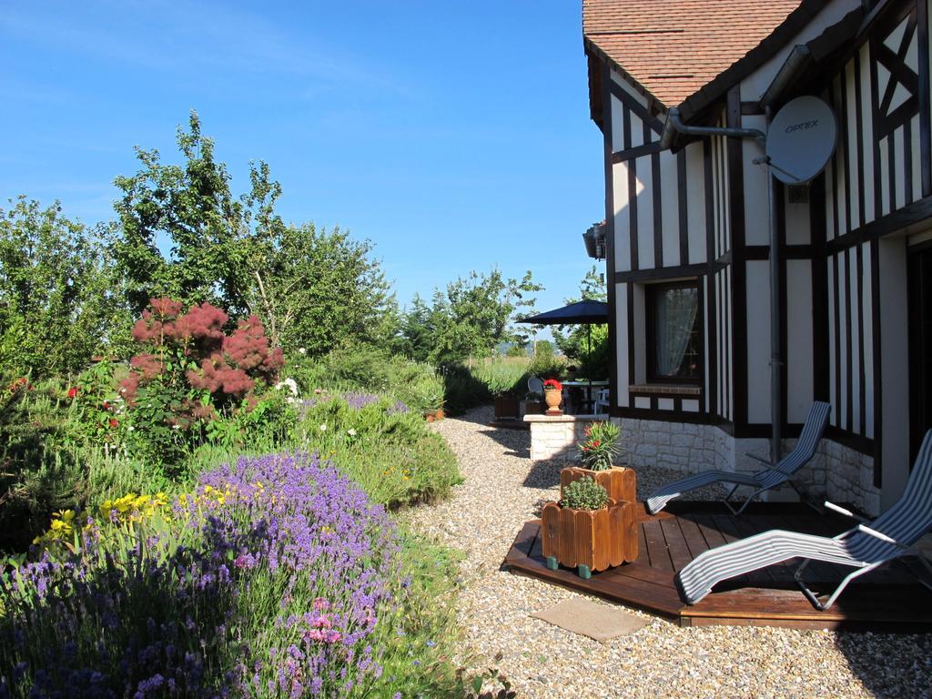 Le Mont D'Auge Bed & Breakfast Canapville  Exterior foto
