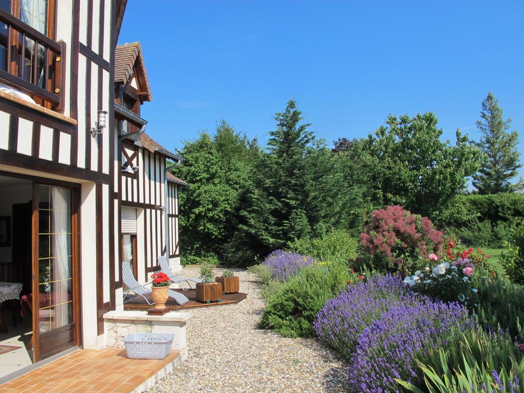 Le Mont D'Auge Bed & Breakfast Canapville  Exterior foto